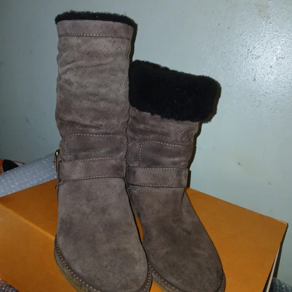 Authentiv Louis Vuitton Snowball Snow Boots/PreOwned/5 1/2-6 Good - Picture 13 of 17